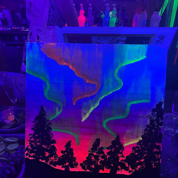 Paint in the Dark© 18+ UV Light Disco Party